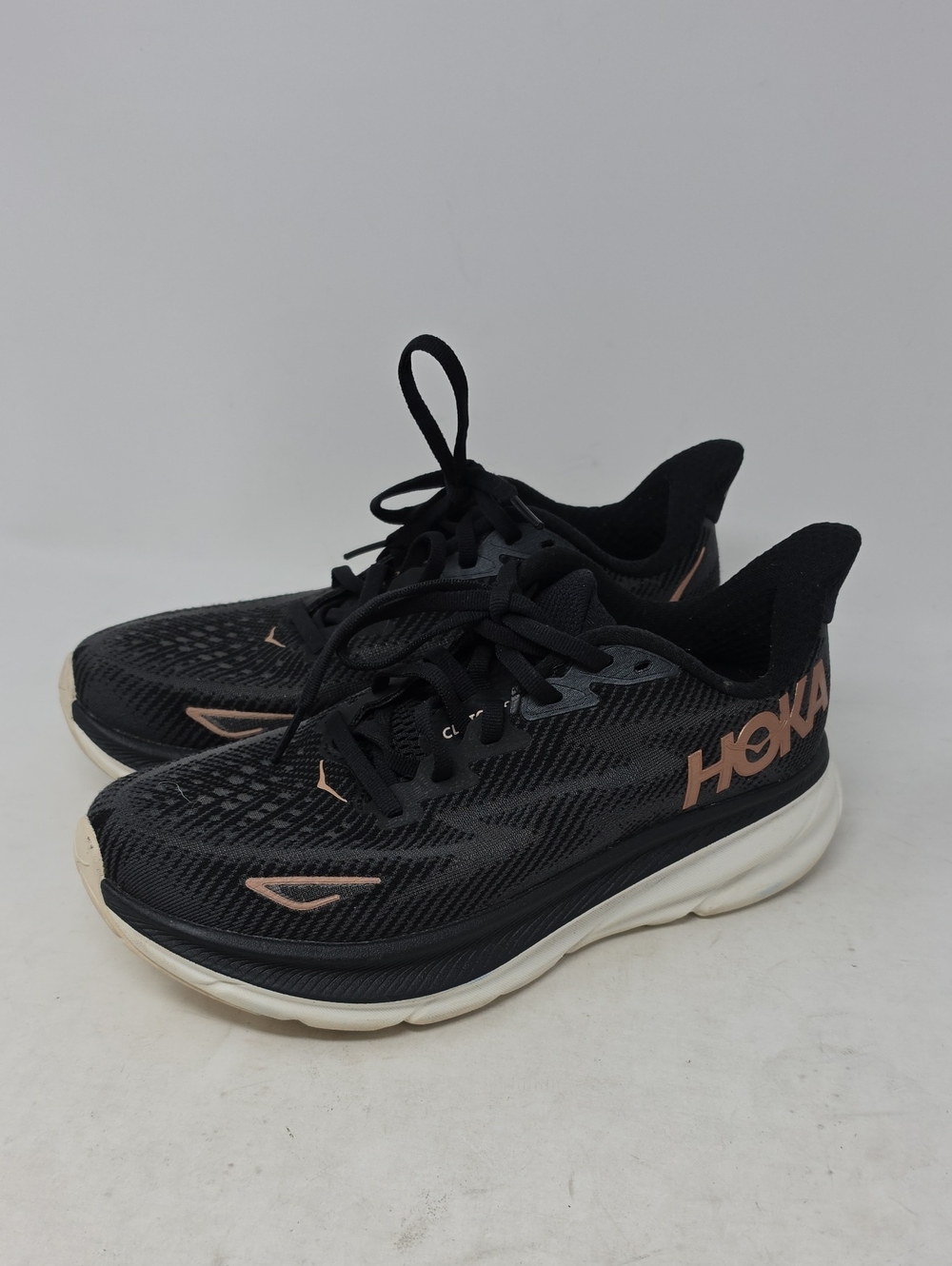Hoka Clofton 9 Black with Rose Gold Logo Lightweight Running Shoes Size 6.5